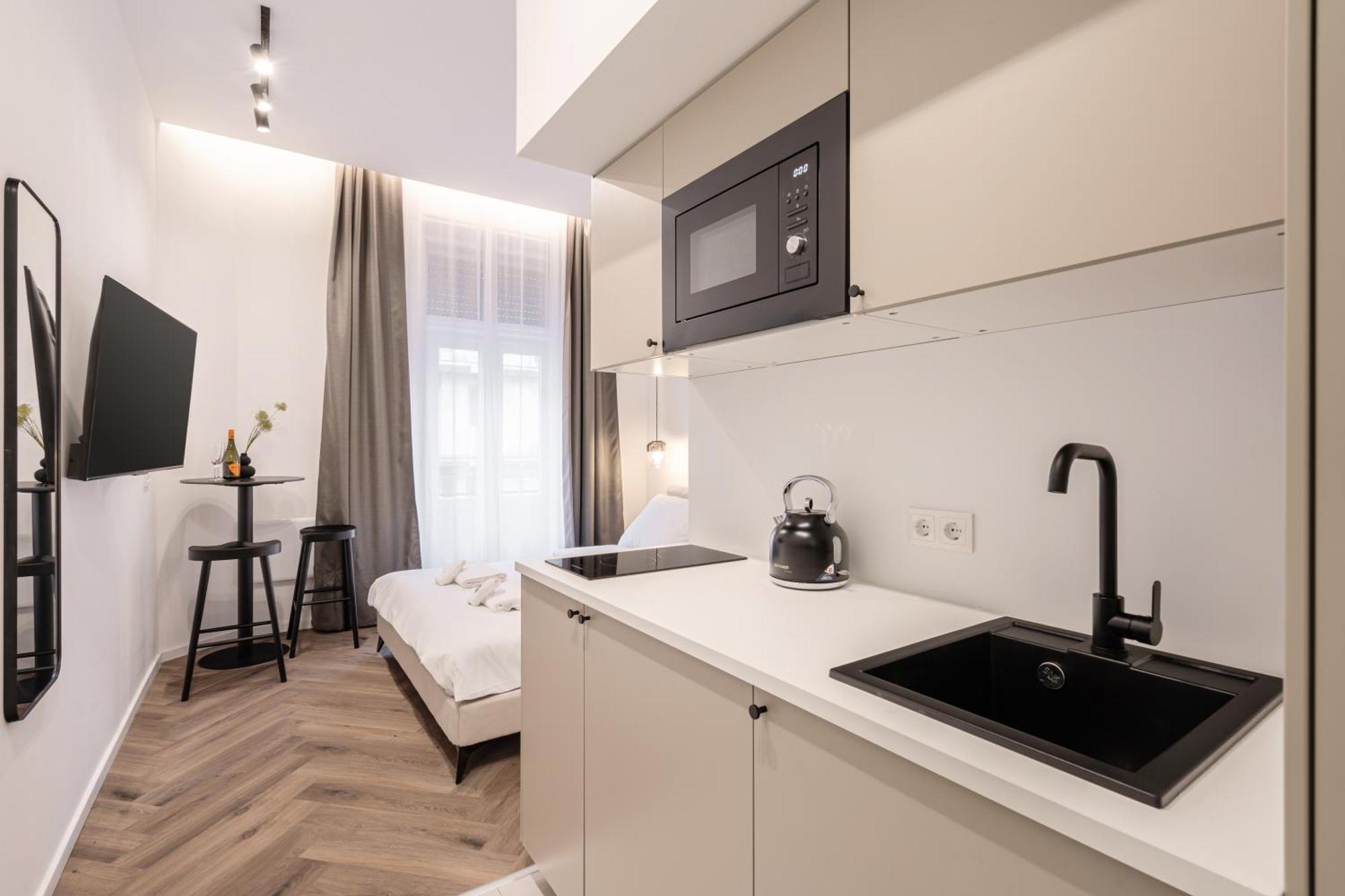 A13 Apartment Budapest Exterior photo