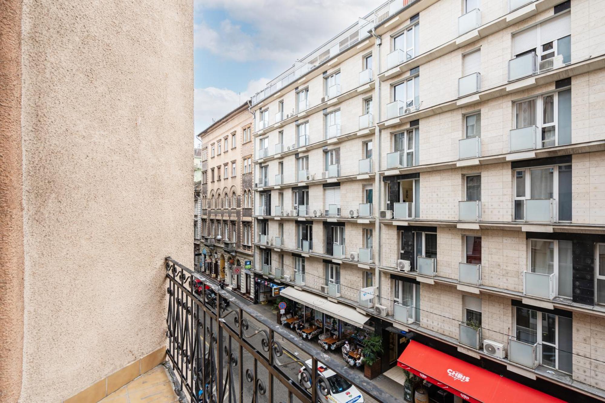 A13 Apartment Budapest Exterior photo